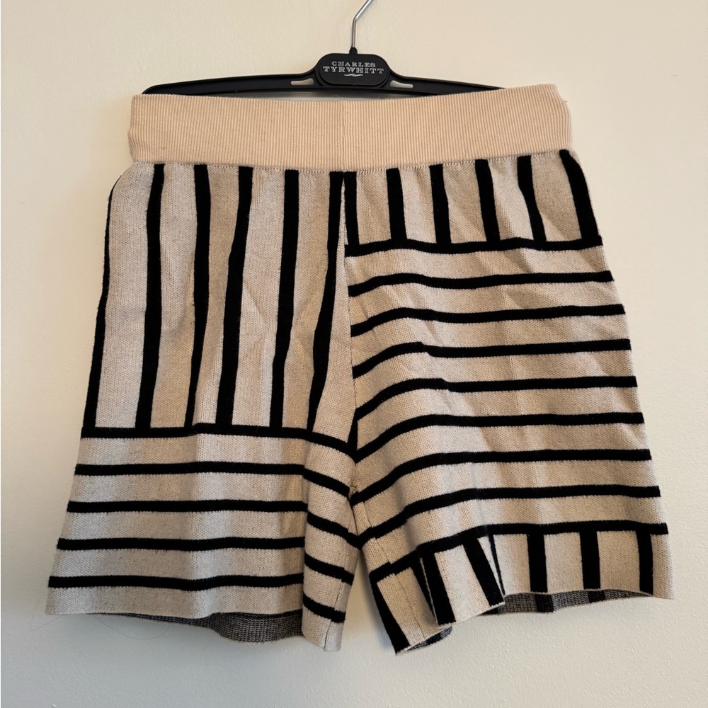Striped Black and Tan Geometric Women Shorts